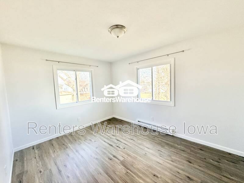 Apartment for rent at 211 S Green St, Madrid, IA 50156