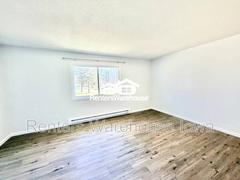 Apartment for rent at 211 S Green St, Madrid, IA 50156