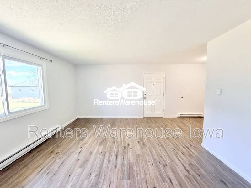 Apartment for rent at 211 S Green St, Madrid, IA 50156