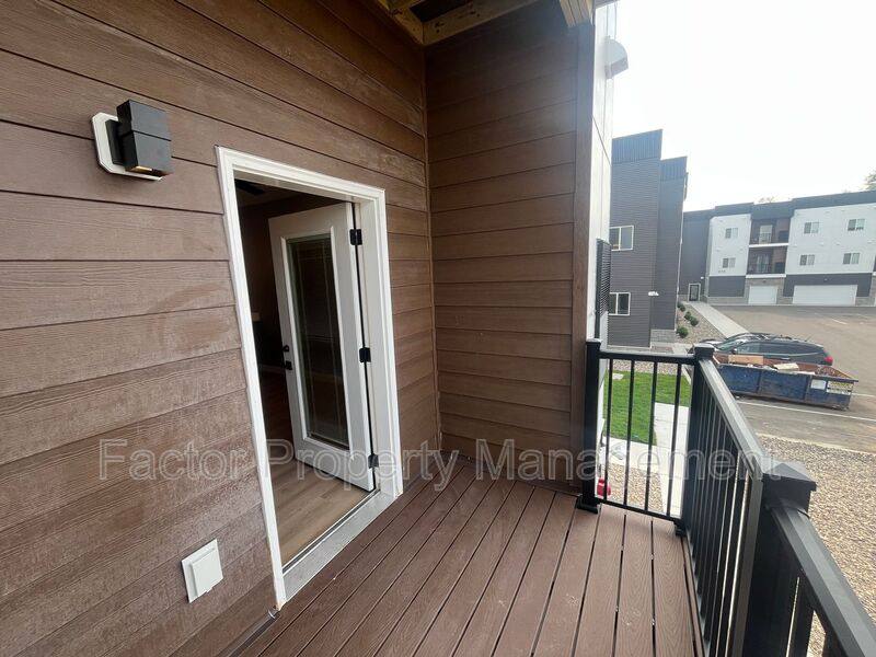 Apartment for rent at 960 N 3rd St, Saint Peter, MN 56082