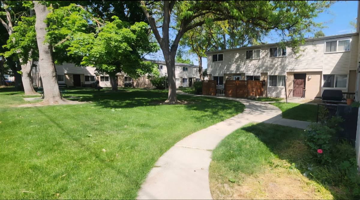Condo for rent at 952 S Curtis Rd, Boise, ID 83705