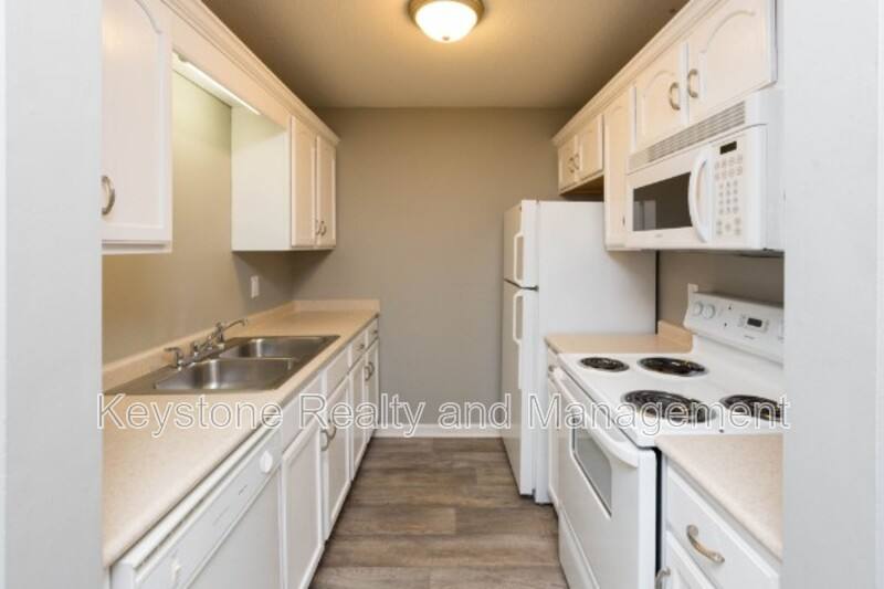 Apartment for rent at 3301 Royster Lane, Clarksville, TN 37042