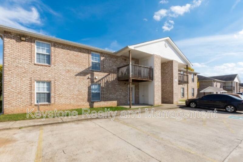 Apartment for rent at 3301 Royster Lane, Clarksville, TN 37042