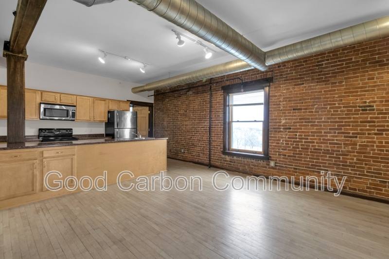 Apartment for rent at 346 Connecticut St, Buffalo, NY 14213