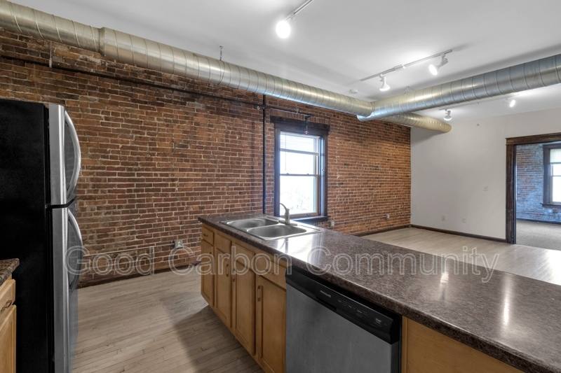 Apartment for rent at 346 Connecticut St, Buffalo, NY 14213