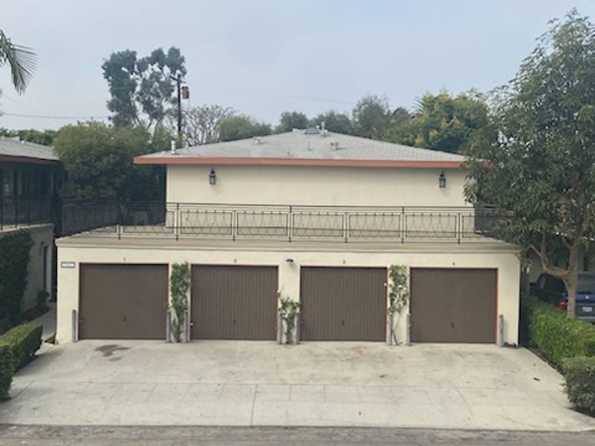 Apartment for rent at 727-741 Orizaba Ave, Long Beach, CA 90804