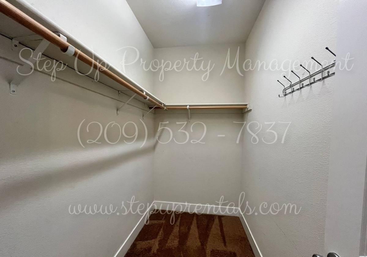 House for rent at 18 Cottage Court, Sonora, CA 95370