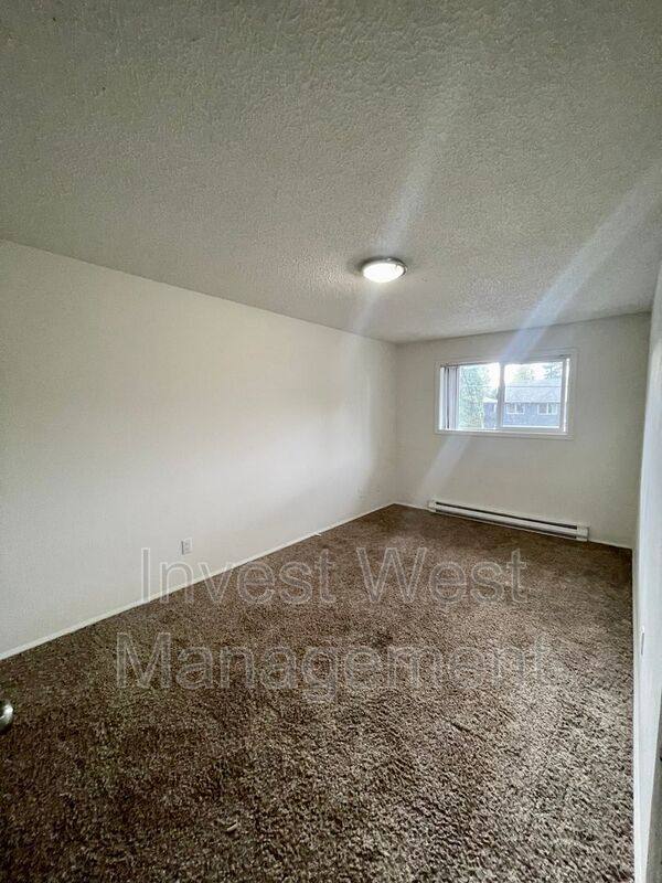 Townhouse for rent at 1960 33 Ave, Longview, WA 98632