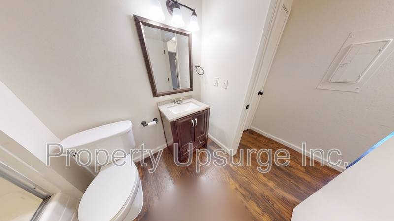 Apartment for rent at 3629 Bechelli Lane, Redding, CA 96002