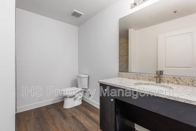 Apartment for rent at 485 S 38th Ave #B207, West Richland, WA 99353
