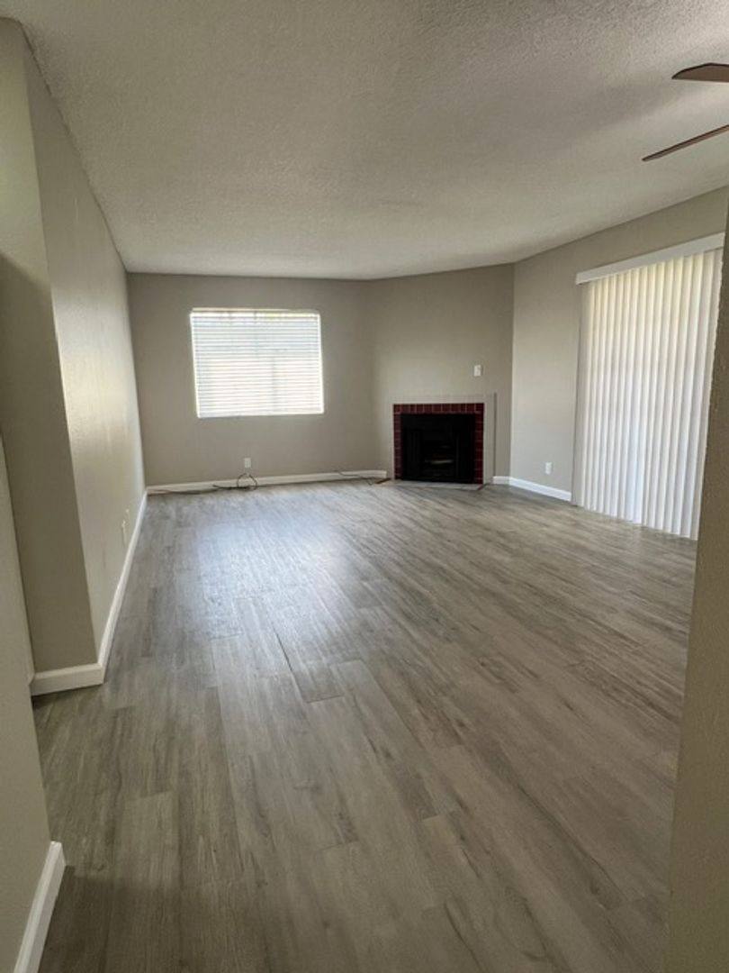 Apartment for rent at 750 Gaviota Ave, Long Beach, CA 90813