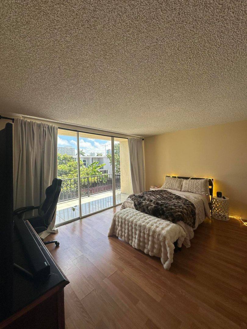 House for rent at 2414 NE 11th St, Hallandale, FL 33009