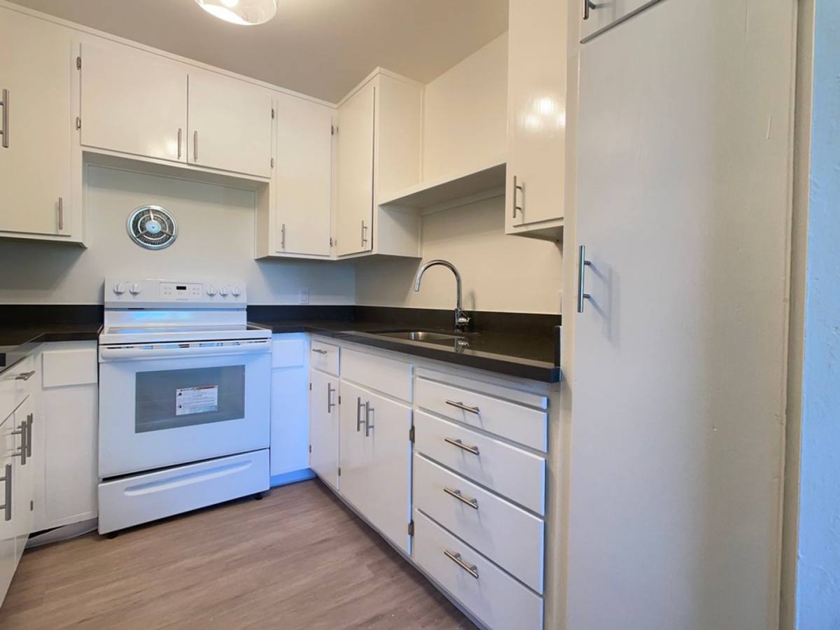 Apartment for rent at 2187 Carlmont Dr, Belmont, CA 94002