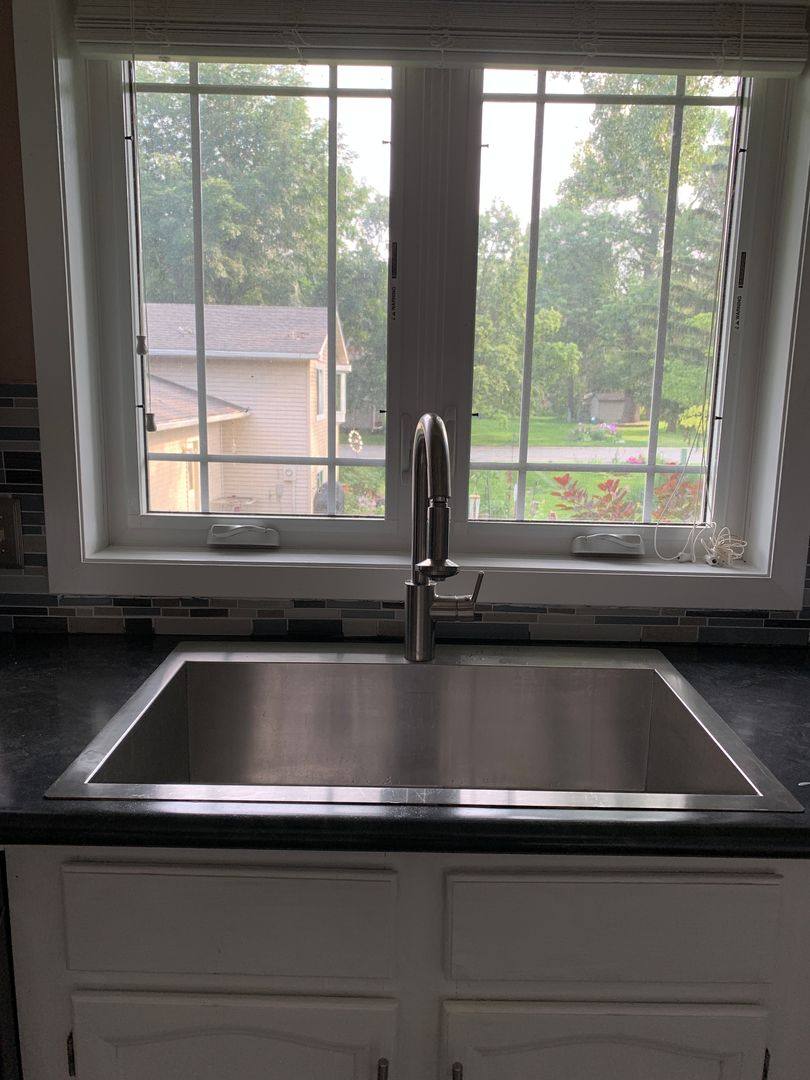 House for rent at 570 Roberts St SW, Hutchinson, MN 55350
