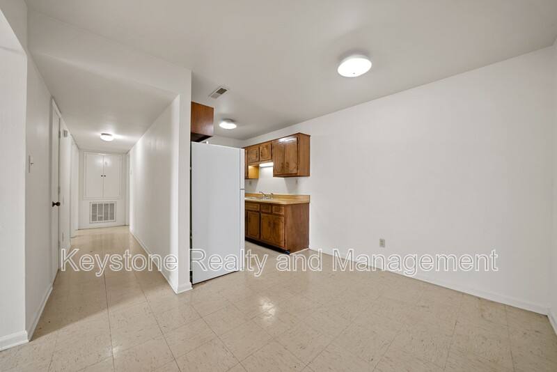 Apartment for rent at 2830 Greenville Rd, Hopkinsville, KY 42240