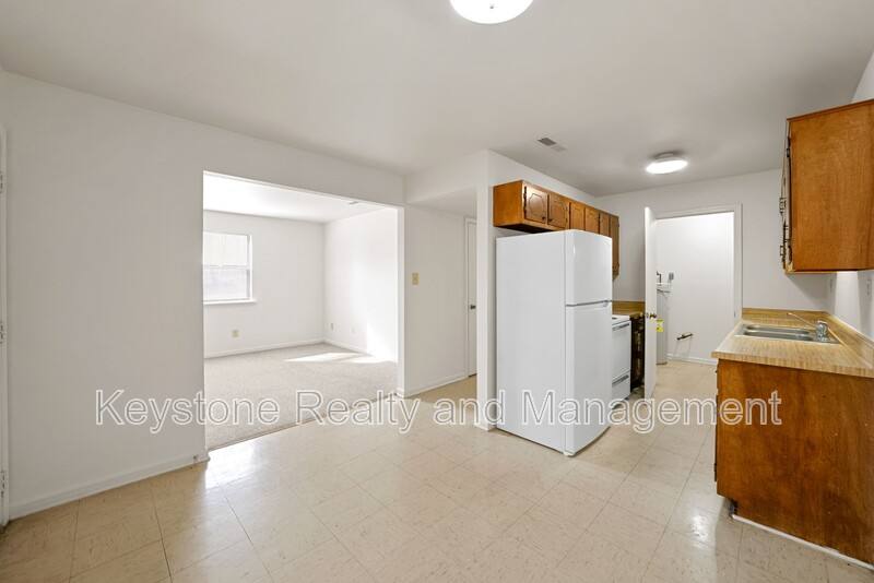 Apartment for rent at 2830 Greenville Rd, Hopkinsville, KY 42240