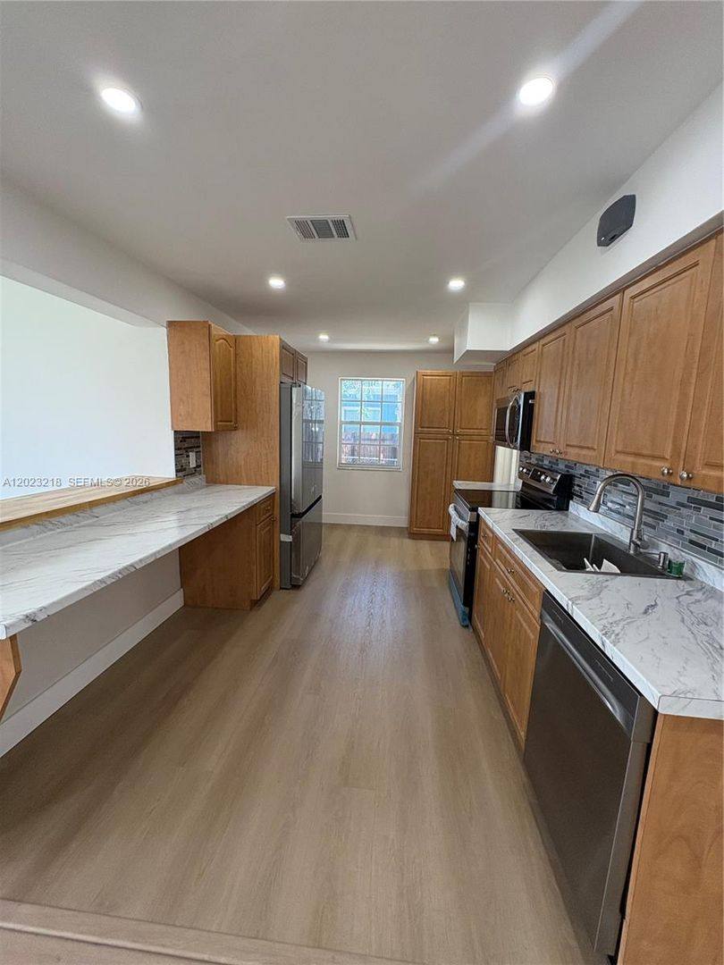 House for rent at 7150 SW 10th St, Hollywood, FL 33023