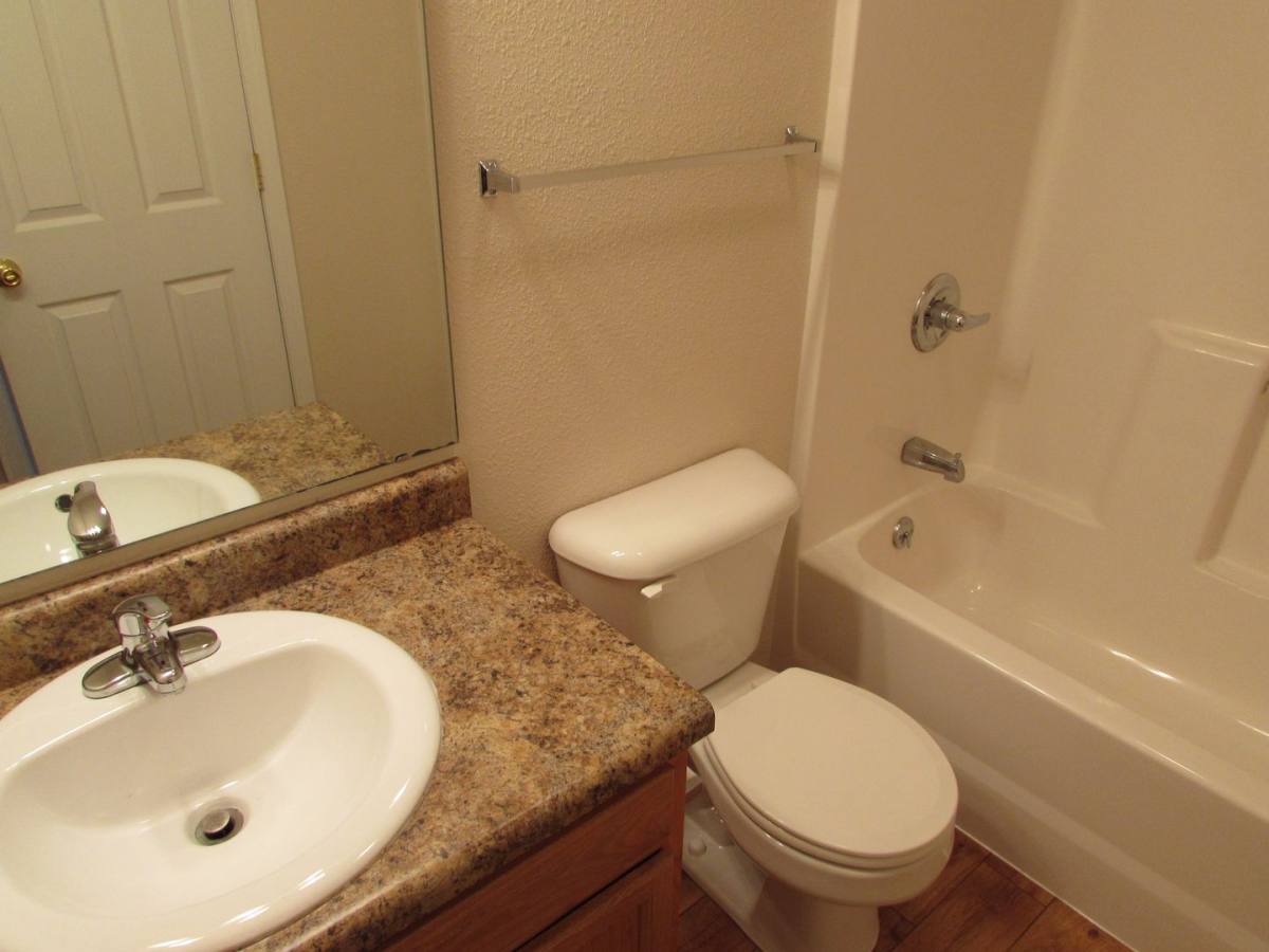 Apartment for rent at 106 Daniels Court, Saint Robert, MO 65584
