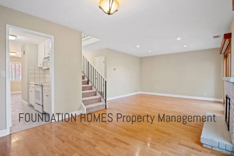 Townhouse for rent at 28 Mariner Green Dr, Corte Madera, CA 94925