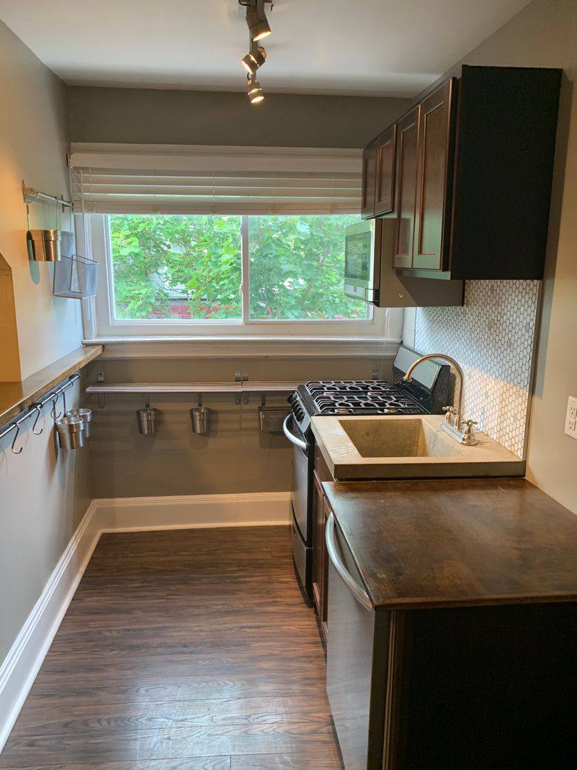 Apartment for rent at 302 S Negley Ave, Pittsburgh, PA 15232