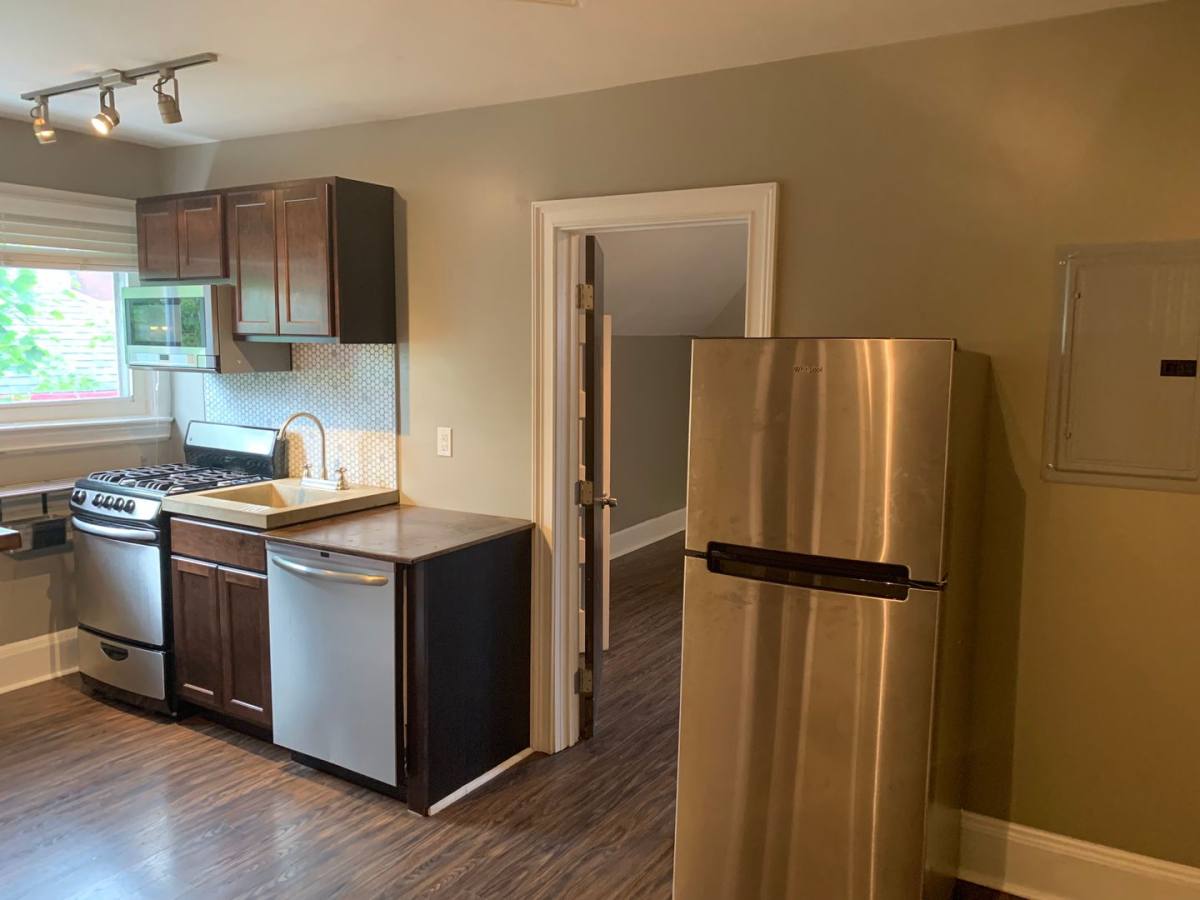 Apartment for rent at 302 S Negley Ave, Pittsburgh, PA 15232