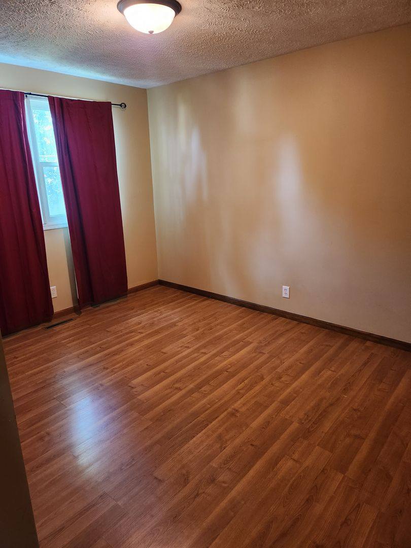 House for rent at 5254 S 49th St, Omaha, NE 68117