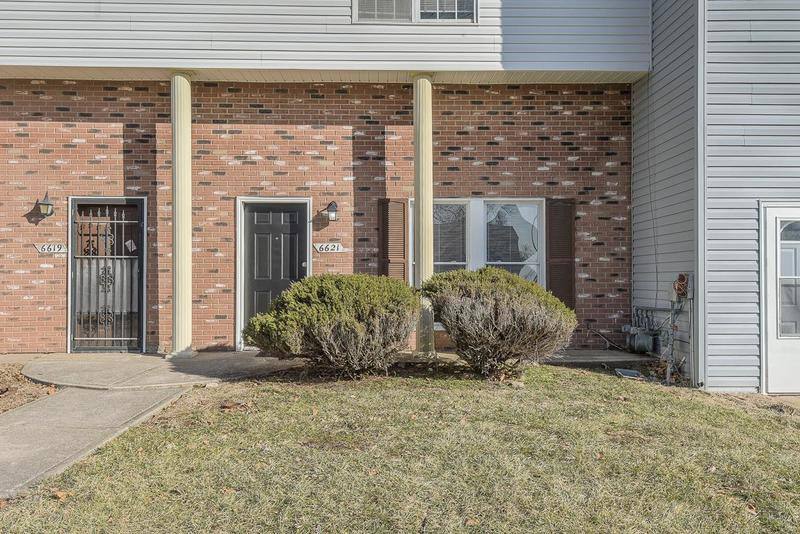 Townhouse for rent at 6621 E 128th St, Grandview, MO 64030