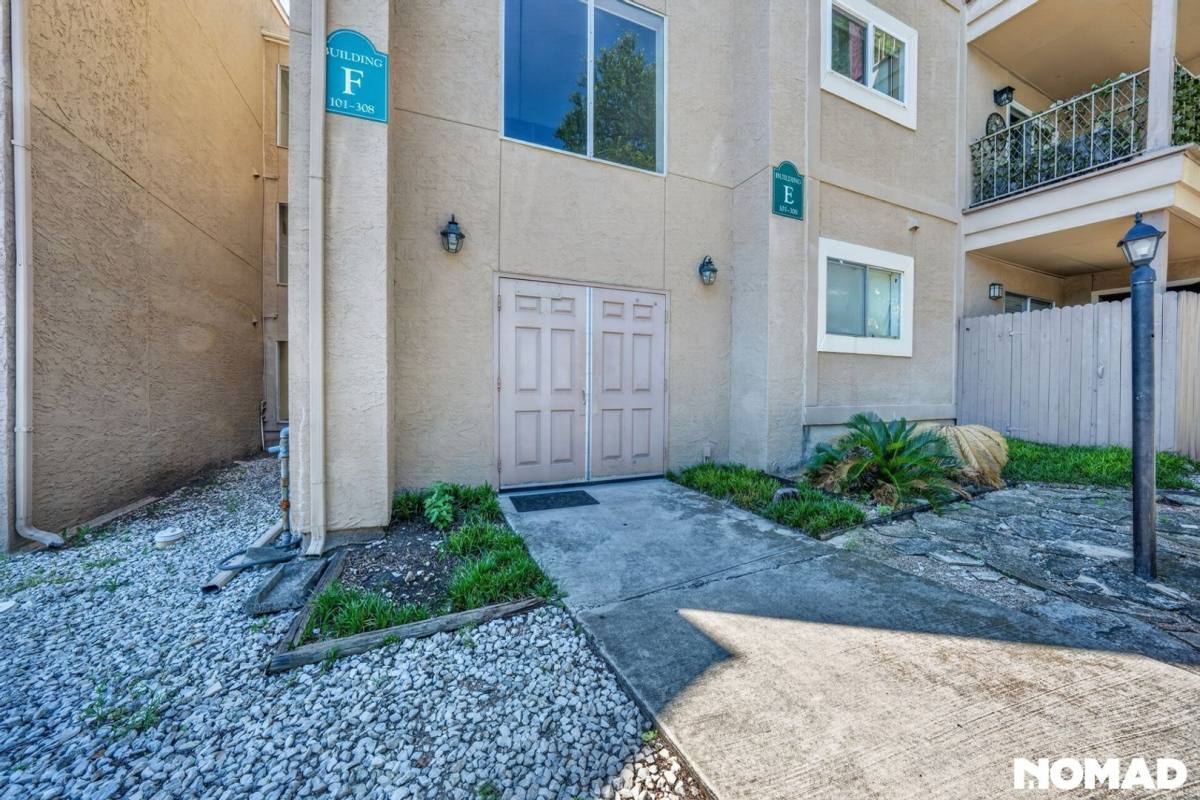 Condo for rent at 4119 Medical Dr, San Antonio, TX 78229
