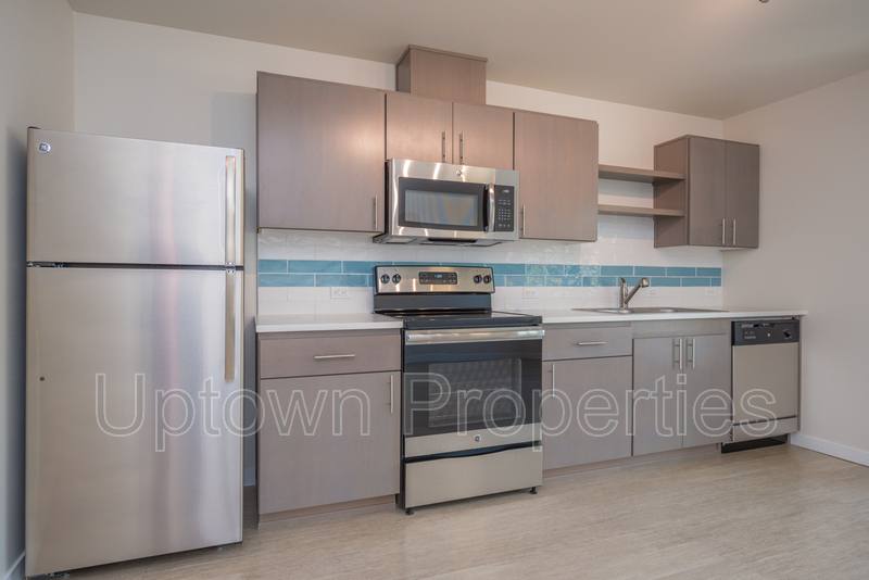 Apartment for rent at 5885 SW Macadam Ave #1102, Portland, OR 97239