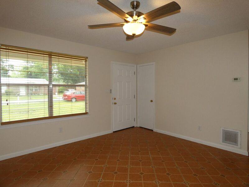 House for rent at 4606 Southern Place, Milton, FL 32571
