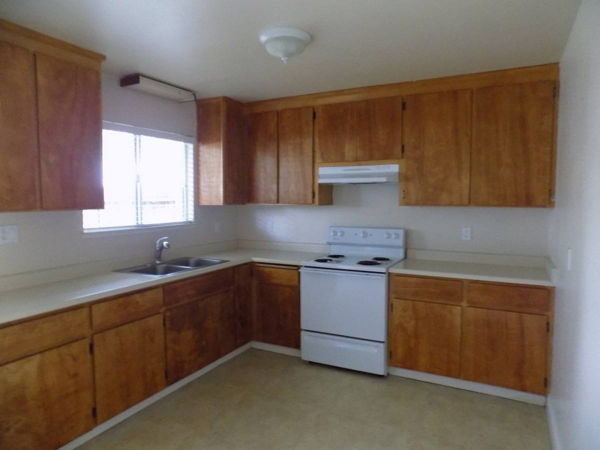 House for rent at 498 Hintz Ave, Tracy, CA 95376