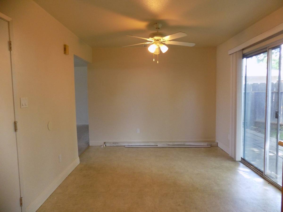 House for rent at 498 Hintz Ave, Tracy, CA 95376