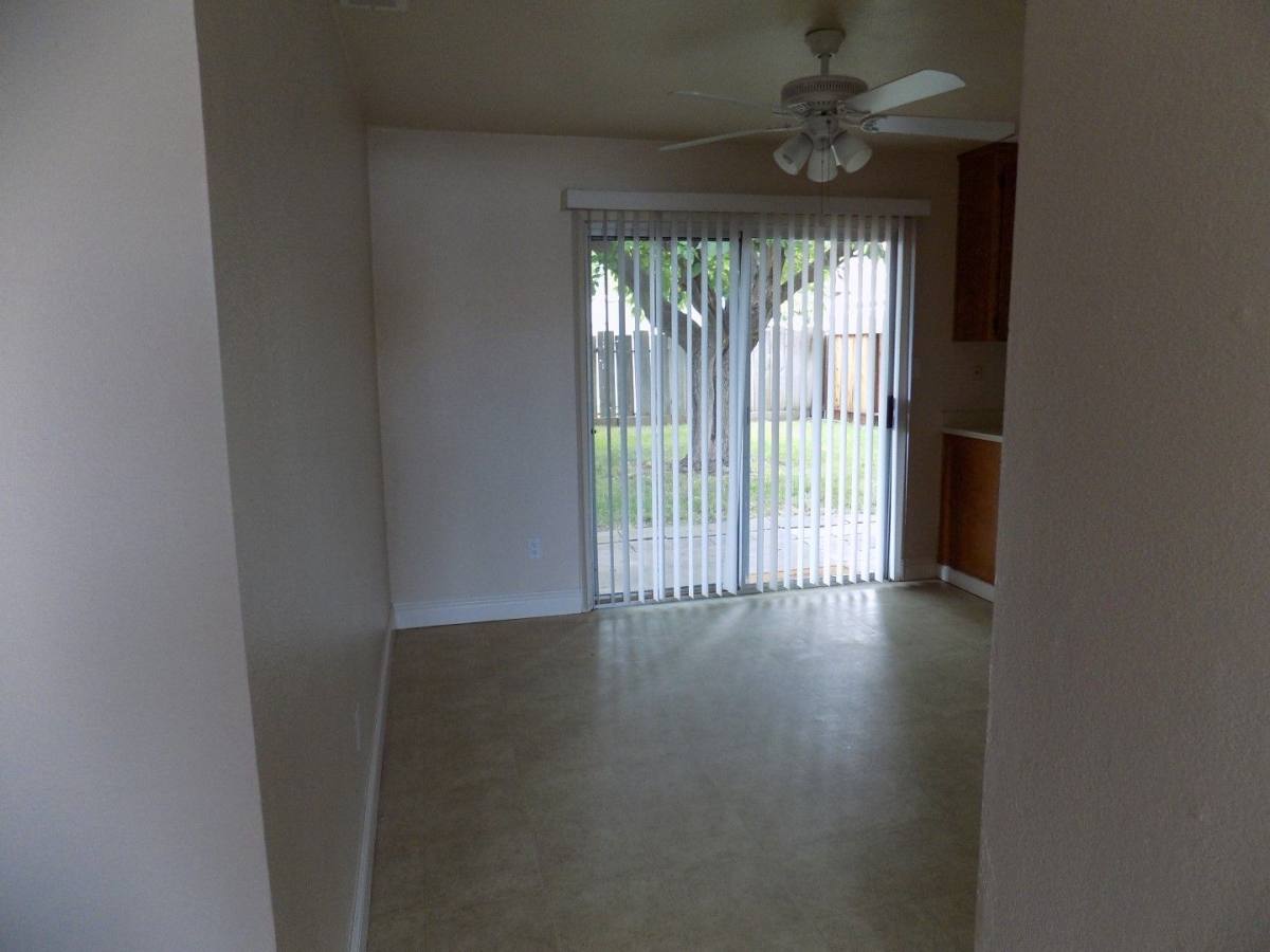 House for rent at 498 Hintz Ave, Tracy, CA 95376