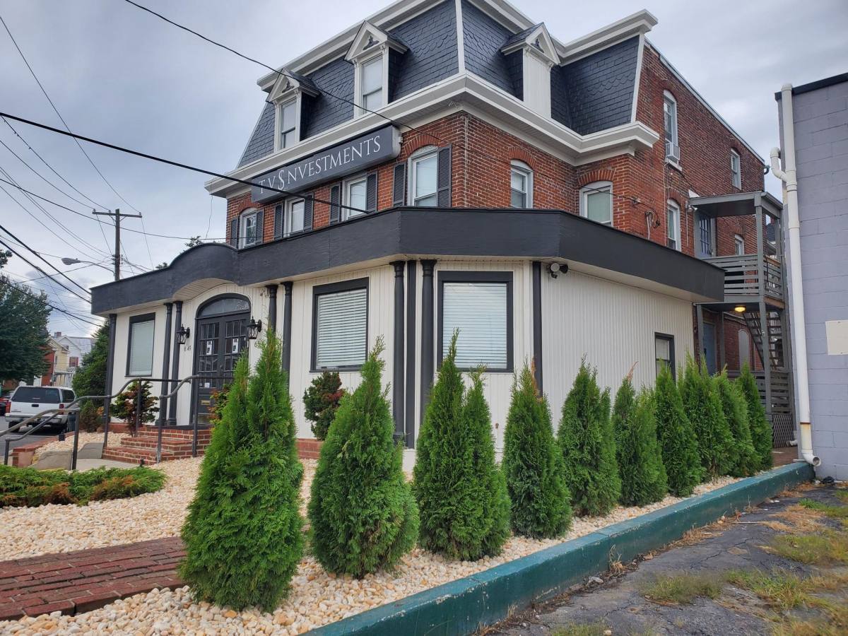 Apartment for rent at 649 651 Potomac Ave, Hagerstown, MD 21740