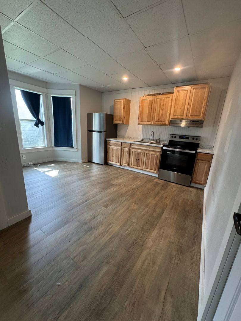 Apartment for rent at 704 N Kittitas St, Ellensburg, WA 98926