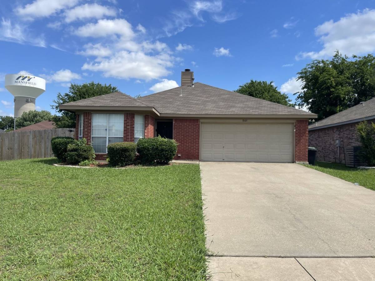 House for rent at 3305 Rustic Meadow Trail, Mansfield, TX 76063