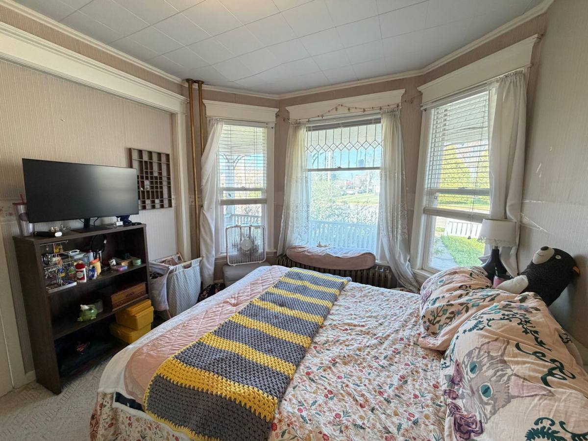 Apartment for rent at 1128 Hammond Ave, Superior, WI 54880