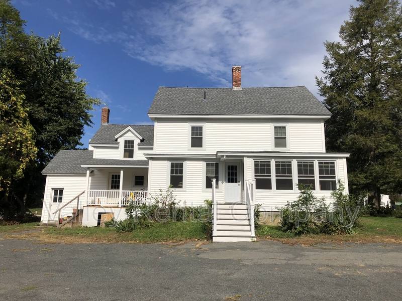 Apartment for rent at 39 Middle St #2, Hadley, MA 01035