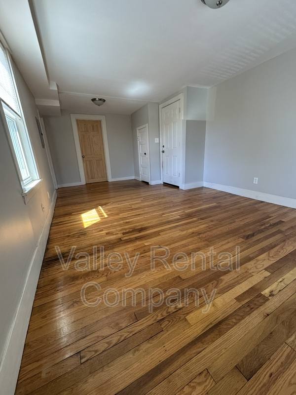 Apartment for rent at 39 Middle St #2, Hadley, MA 01035