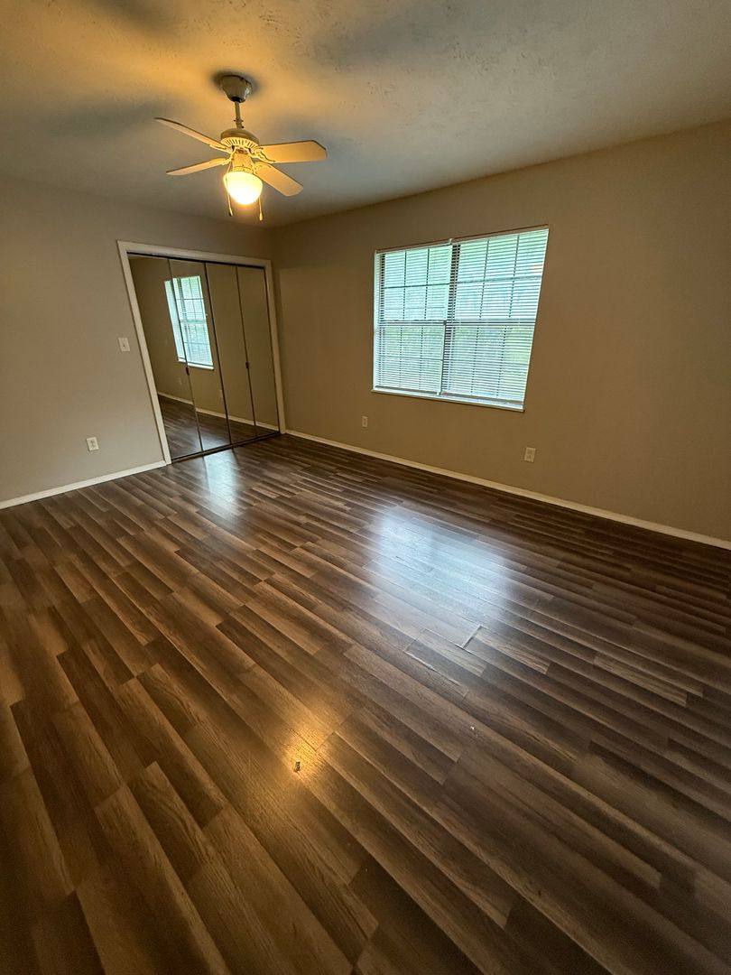Townhouse for rent at 104 106 Reeves St, Dickson, TN 37055