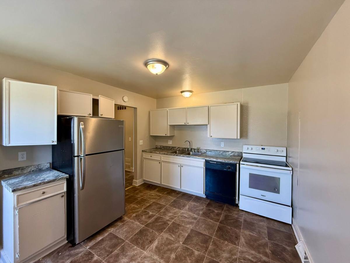 Apartment for rent at 2424 W Savannah St, Wichita, KS 67217