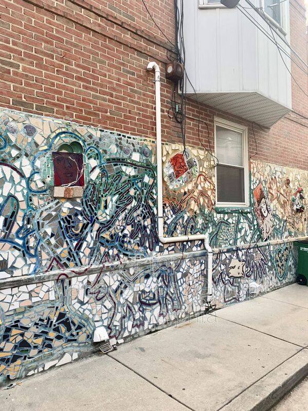 House for rent at 838 Kater St, Philadelphia, PA 19147