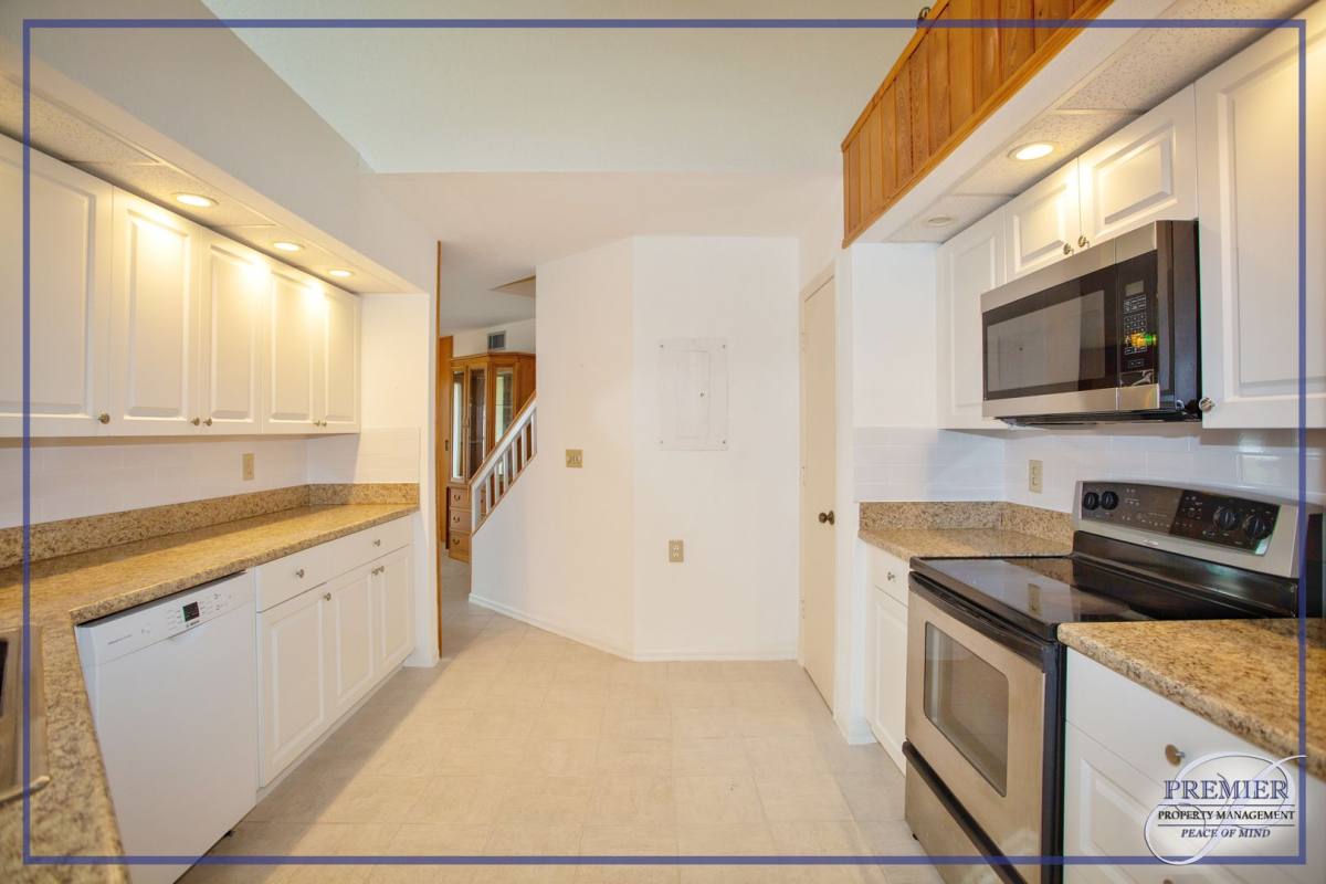 House for rent at 1351 Monarch Circle, Naples, FL 34116