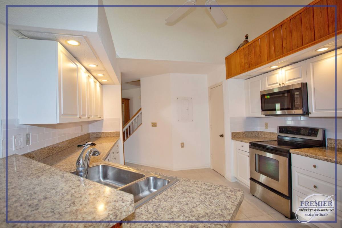 House for rent at 1351 Monarch Circle, Naples, FL 34116