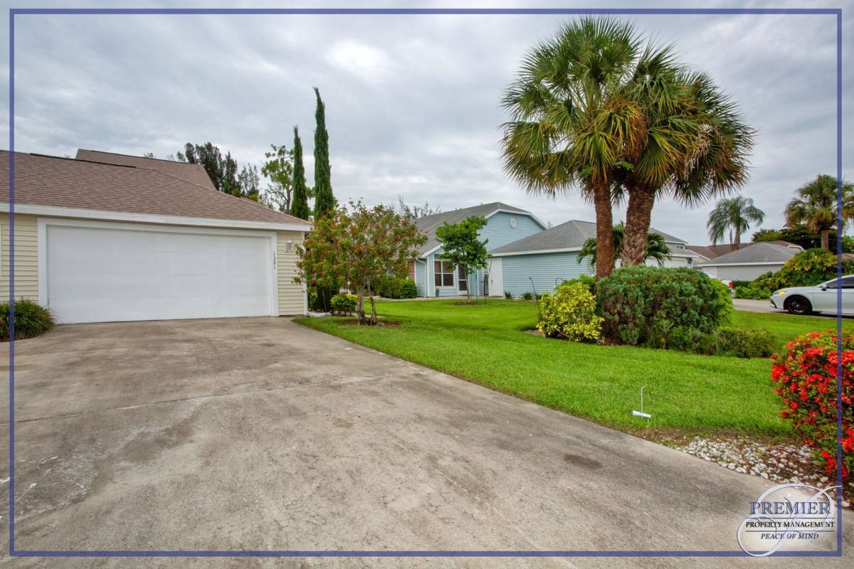 House for rent at 1351 Monarch Circle, Naples, FL 34116