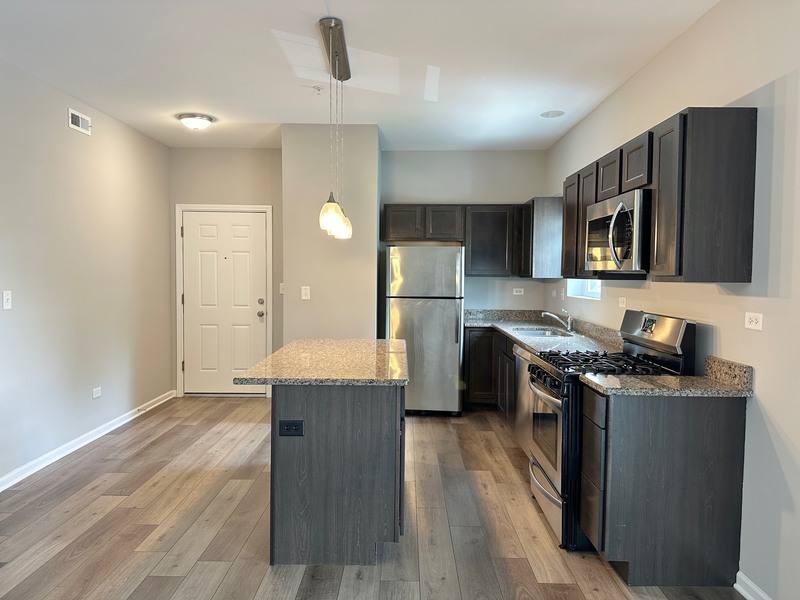 Apartment for rent at 809 E Main St #2B, Dundee, IL 60118