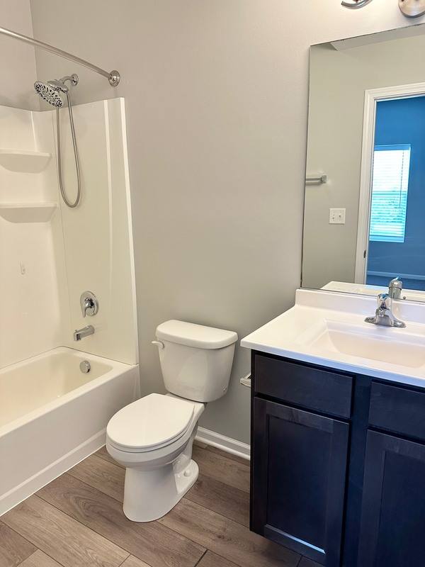 Apartment for rent at 809 E Main St #2B, Dundee, IL 60118