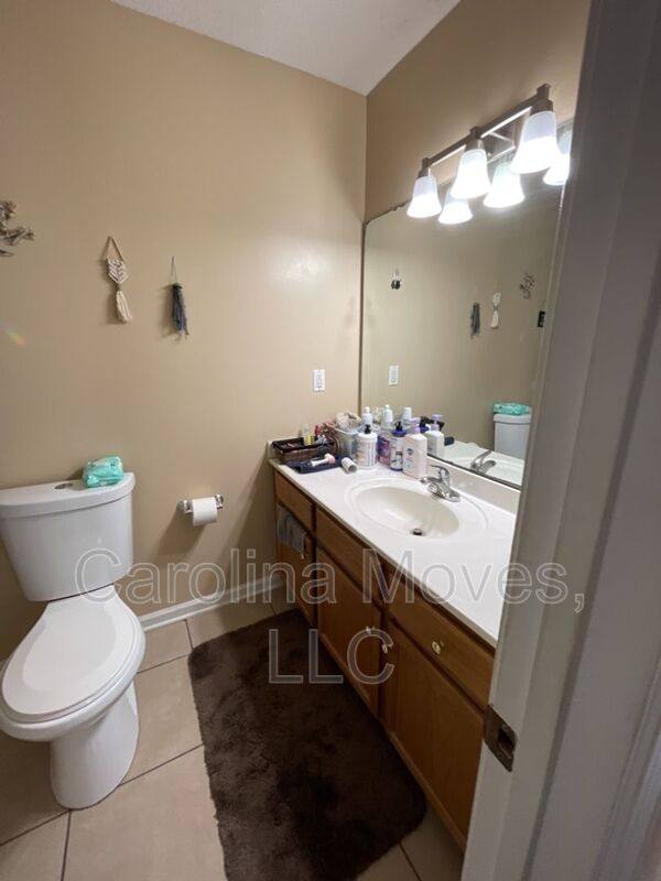 House for rent at 22 Acklen Dr, Simpsonville, SC 29681