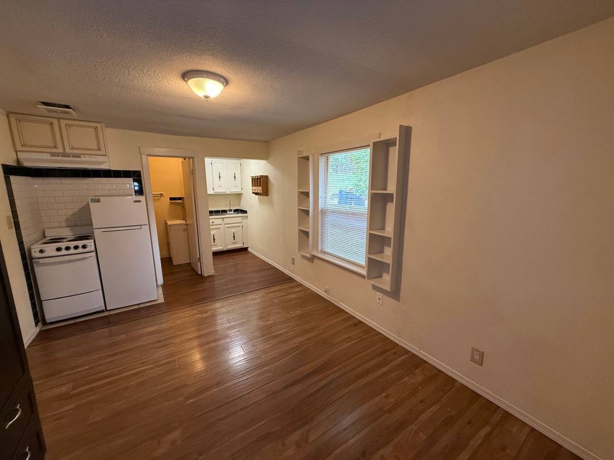Apartment for rent at 1512 S Taylor Rd, Spokane, WA 99224