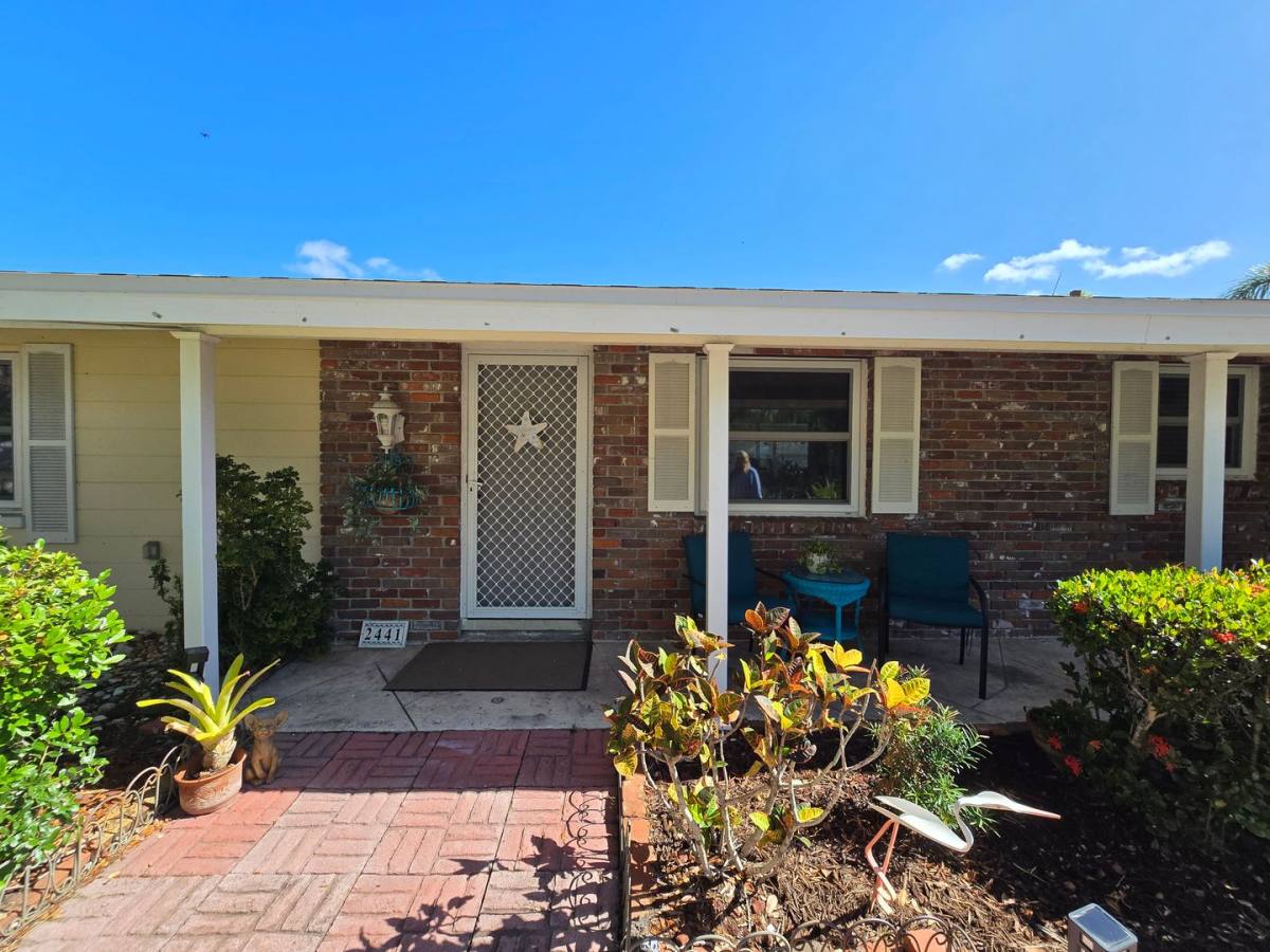 House for rent at 2441 Gulf Gate Dr, Sarasota, FL 34231